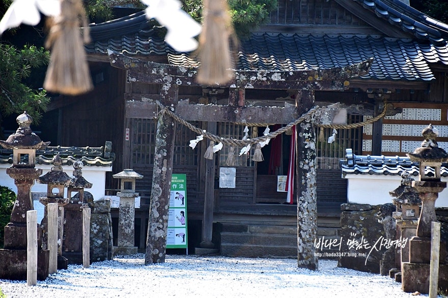 대마도 가볼만한곳, 바다속 도리이 와타즈미신사